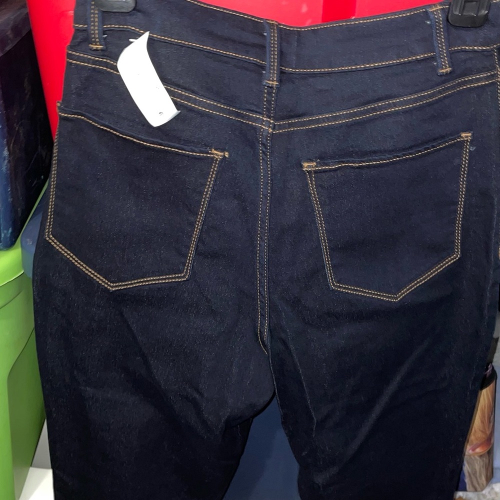 No Boundaries Jeans - Picture 5 of 8